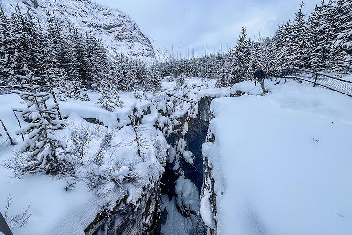 Yoho Day Tour: Wapta Falls and Takakkaw Falls in Summer, Marble Canyon in Winter (8/12)