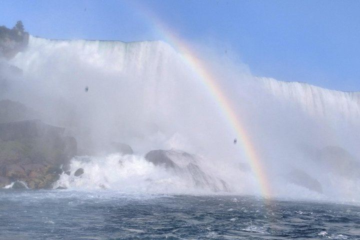 Niagara USA Two-Hour Guided Walk from Hard Rock Cafe with Electric Maid of the Mist (12/12)