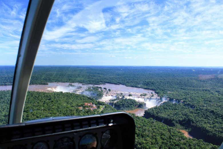 Iguacu Falls Helicopter Ride from the Avenida das Cataratas Heliport, Foz do Iguacu (2/5)