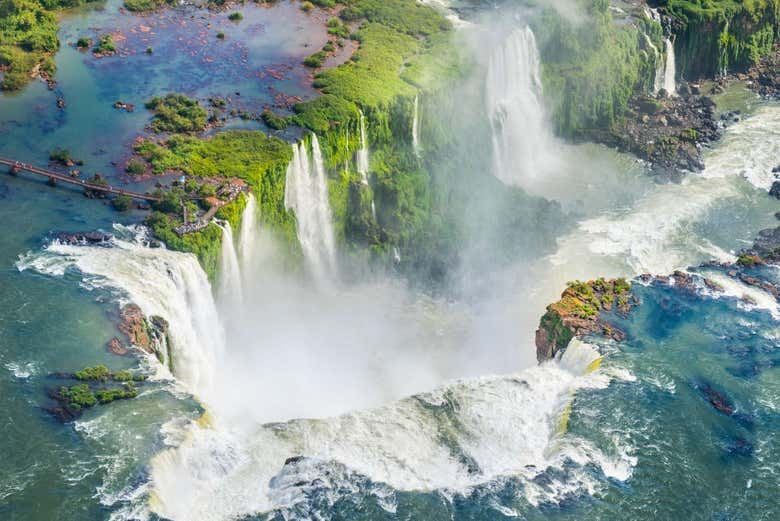 Iguacu Falls Helicopter Ride from the Avenida das Cataratas Heliport, Foz do Iguacu (4/5)