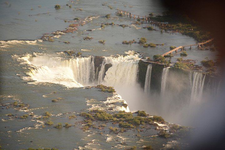 Passeio Tur Iguazu Falls Day Tour, Brazil and Argentina, Exclusive Vehicle for Four (4/5)