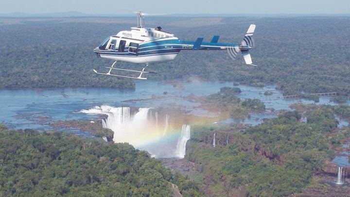 Helicopter Flight over Iguassu Falls with Hotel Pickup from Foz do Iguacu or Puerto Iguazu (2/12)