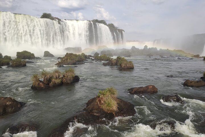 Iguassu Falls Brazilian Side Walkways and Macuco Safari Jeep, Trail and Boat Ride (9/12)