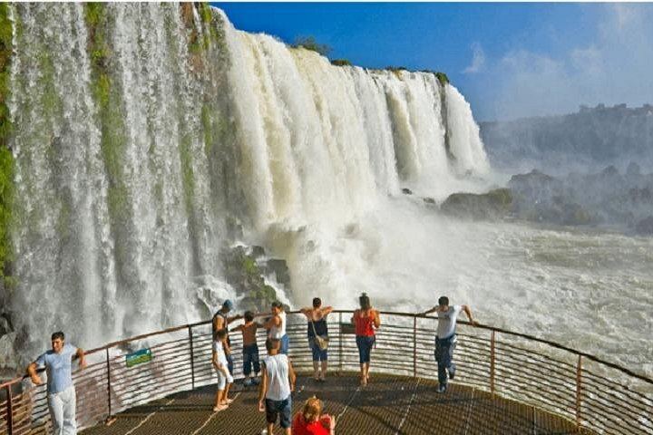 Customizable Private Iguazu Falls Tour with 4-Hour or 8-Hour Vehicle and Guide (1/10)