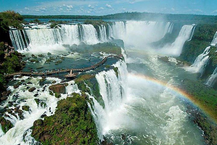 2-Day Iguazu Tour with Argentine Falls, Gran Aventura Boat Ride and Three Borders Cruise (7/12)