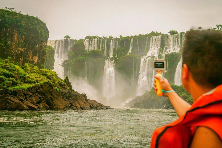 Iguazu Falls Day Tour from Puerto Iguazu with Train, Jungle Truck and Boat (9/12)