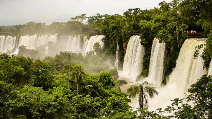 5-Day Iguazu Falls Tour from Buenos Aires by Overnight Bus with 2 Hotel Nights and Guide (1/12)