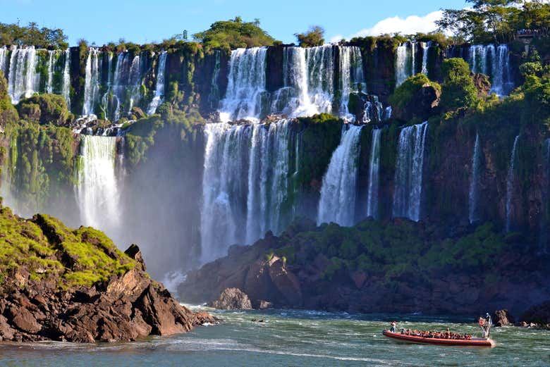 Six-Hour Guided Brazilian Side of Iguassu Falls with Foz do Iguacu Hotel Pickup (4/7)