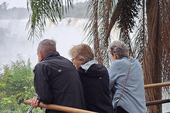 Private Iguazu Falls Day Trip with Bilingual Guide and Border Fast Lane (12/12)