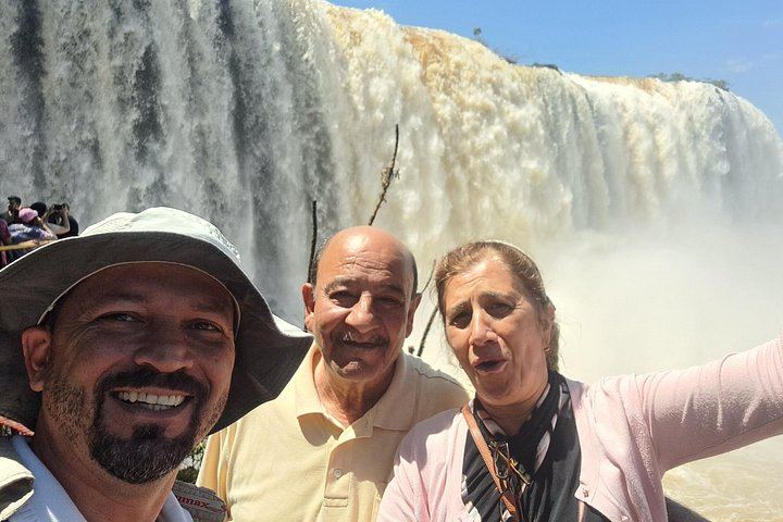 Private Iguazu Falls Day Trip with Bilingual Guide and Border Fast Lane (4/12)