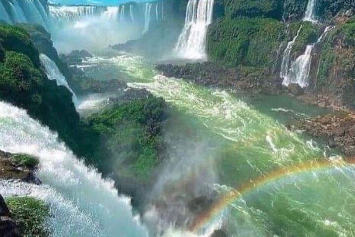 Private Iguazu Falls 2-Day Tour with Hotel Pickup and Border Priority Pass (7/12)