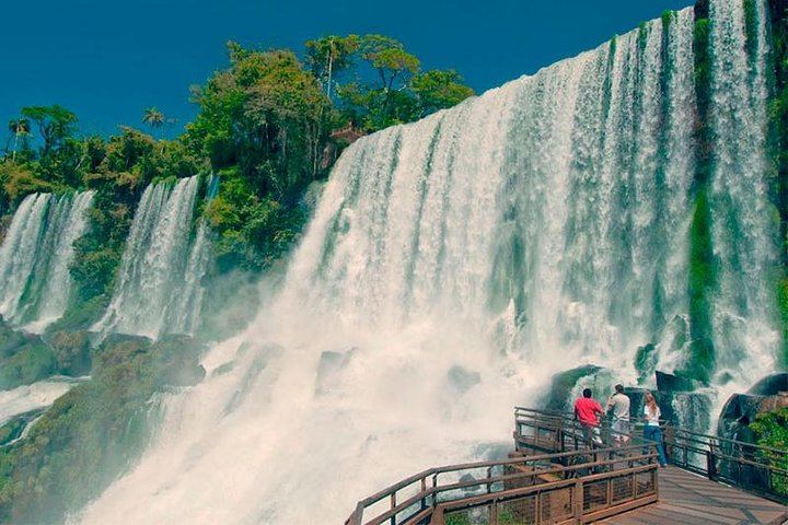Iguazu Falls Argentine Side Day Tour from Foz do Iguacu with Park Ticket Included (1/5)