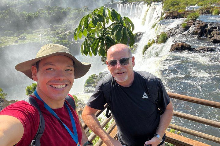 Private Solo 2-Day Iguazu Falls Tour, Brazil and Argentina, with Priority Border Crossing (10/12)