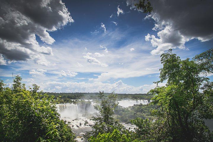 Brazilian Side of Iguassu Falls from Puerto Iguazu with Border Crossing (11/12)