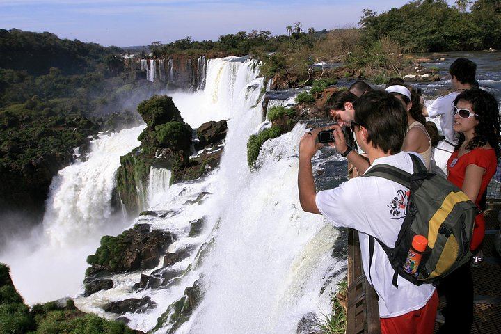 Iguassu Falls from Foz do Iguacu: Argentine Upper Circuit, Optional Brazil Side (3/11)