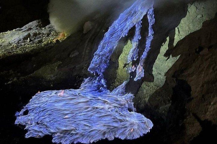 Three-Day Surabaya Tour to Tumpak Sewu, Bromo and Ijen with Bali Ferry Ticket (4/5)