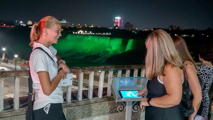 Niagara Falls Night Tour by Mercedes Van with Dinner, Fireworks Cruise and Tower (3/11)