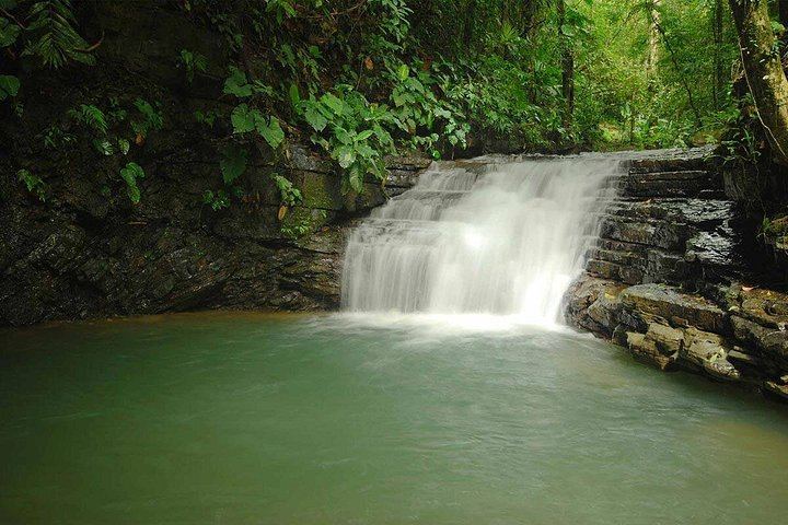 Hacienda Ebano Double Waterfall Hike by 4x4 Safari Truck, Jade Waterfall Swim and Lunch (10/11)