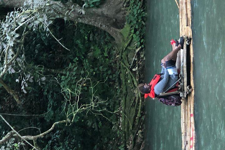 Private Martha Brae River Rafting and Dunn's River Falls Day Tour, Montego Bay (10/12)