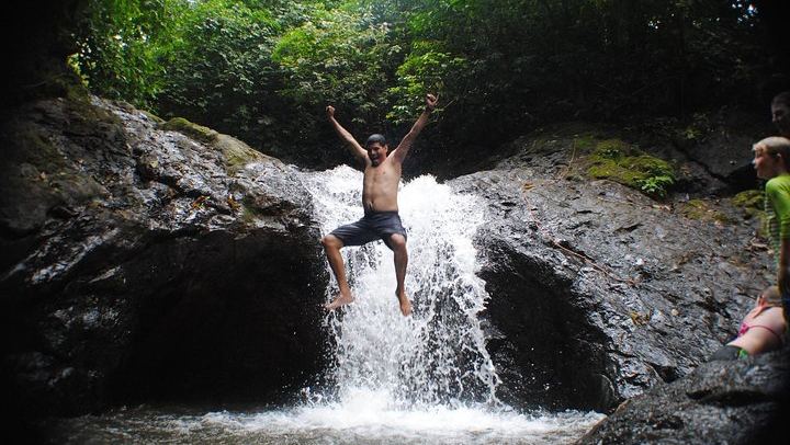 Guided 4-Hour Jaco Waterfall Hike from Jaco Walk with Trailhead Transfer (1/8)