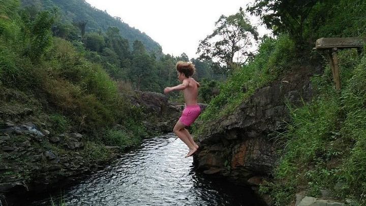 Edy Smile Tour Sekumpul and Fiji Trek with Motorbike Transfer, Slide and Lunch (3/10)