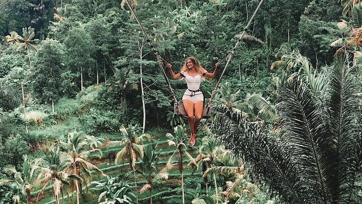 Private Ubud Tour: Sumampan Waterfall, Monkey Forest, Rice Terraces and Swing (1/12)