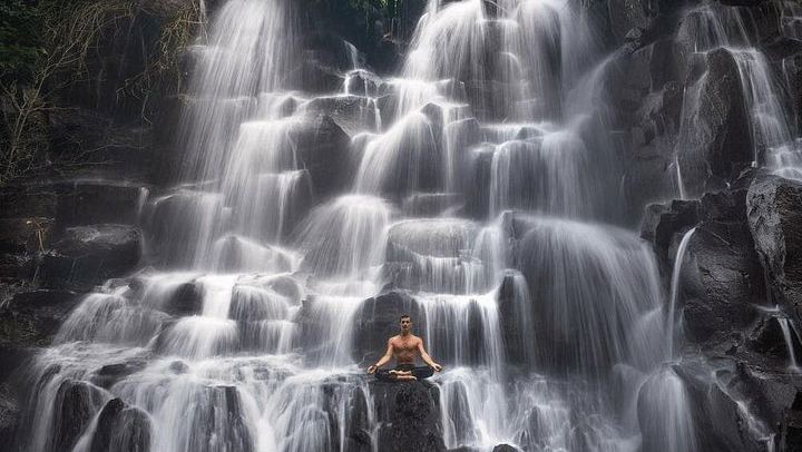 Ubud Instagram Waterfall Tour: Four Falls and Ubud Palace With Hotel Pickup (4/5)
