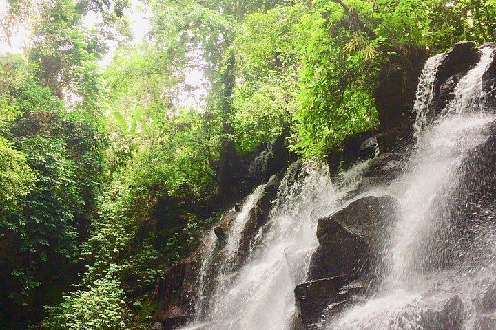 Tibumana and Kanto Lampo Private Waterfall Tour With Wi-Fi Car and Entrance Tickets (4/7)