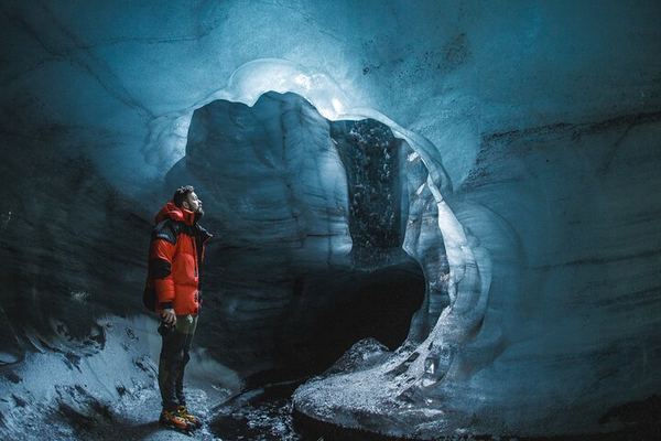 Private 12-Hour Katla Ice Cave and South Coast Day Trip from Reykjavik with Glacier Gear