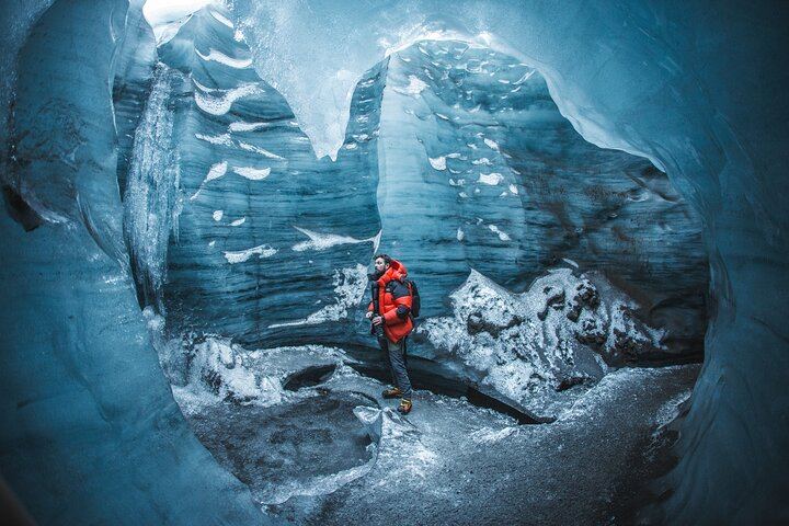 Private 12-Hour Katla Ice Cave and South Coast Day Trip from Reykjavik with Glacier Gear (3/4)