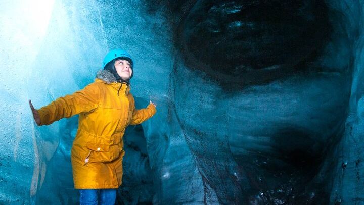 Katla Ice Cave Super Jeep Day Tour from Reykjavik with Skogafoss and Seljalandsfoss (1/7)