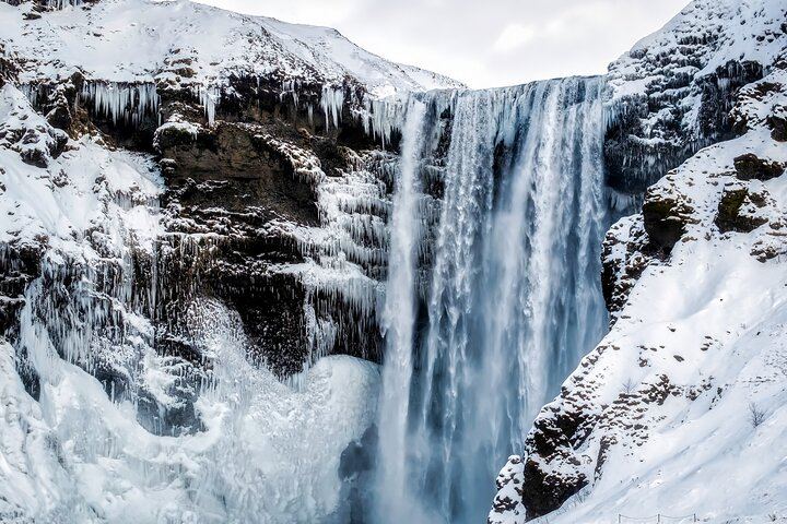 Katla Ice Cave by Super Jeep and South Coast Waterfalls, 12-Hour Small Group (5/12)