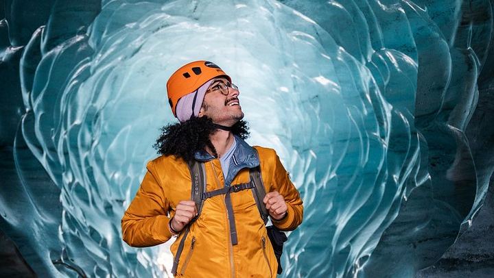 Katla Ice Cave by Super Jeep and South Coast Waterfalls, 12-Hour Small Group (3/12)