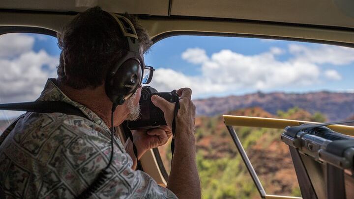 Kauai Deluxe Waterfall Safari: Shared Helicopter Flight over Na Pali, Waimea and Waialeale (4/8)