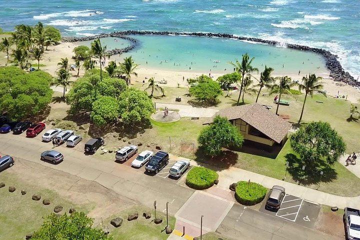 Kauai Eastside Waterfalls and Local Grinds Small-Group Tour: Wailua Falls and Fishpond (6/12)