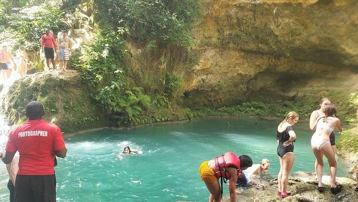 Private Konoko Falls and Blue Hole Combo Tour from Ocho Rios for Cruise Passengers (4/12)