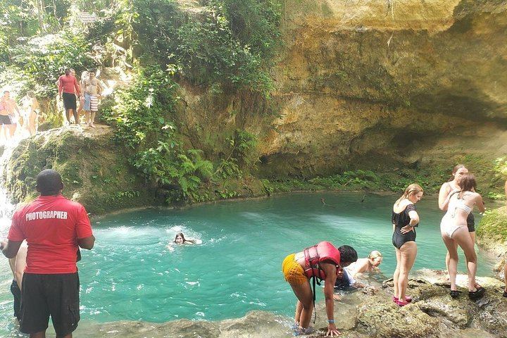Private Konoko Falls and Blue Hole Combo Tour from Ocho Rios for Cruise Passengers (4/12)