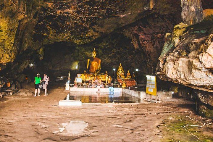 Private Hellfire Pass, Death Railway Walk and Erawan Falls Day Tour from Bangkok (7/8)