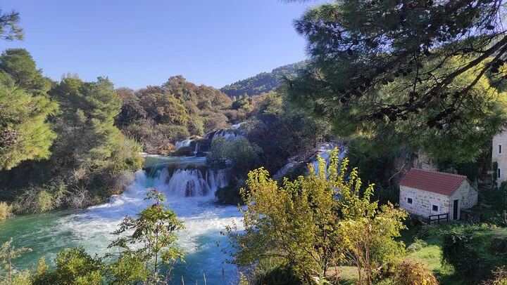 Krka Group Tour from Split with Watermills, Boat Ride and Skradin Fortress Walk (3/12)