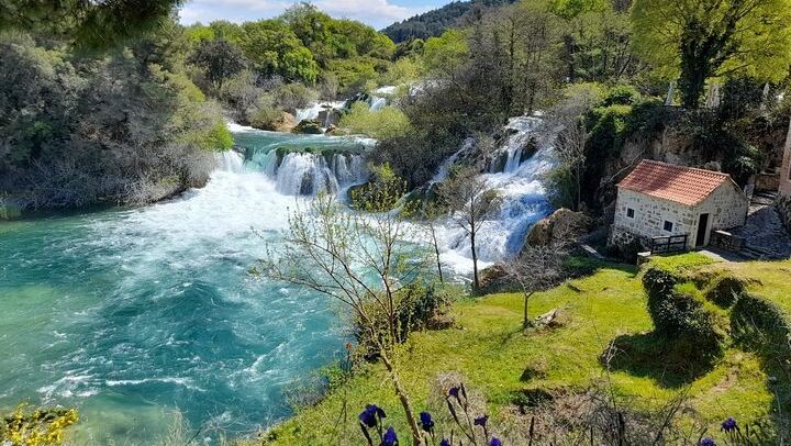 Krka Group Tour from Split with Watermills, Boat Ride and Skradin Fortress Walk (2/12)