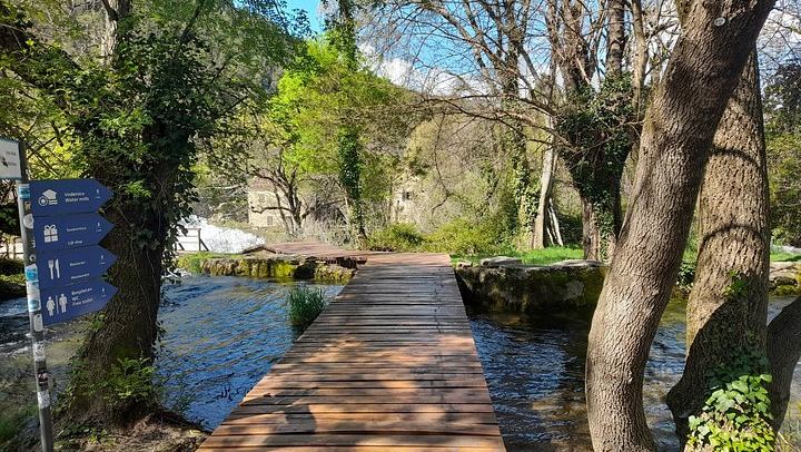 Small Group Krka Waterfalls and Skradin Tour from Zadar with Nova Travel and Boat (3/6)