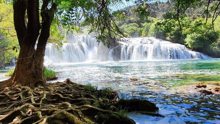 Private Half-Day Krka Waterfalls Tour from Sibenik with Licensed Driver-Guide (2/12)