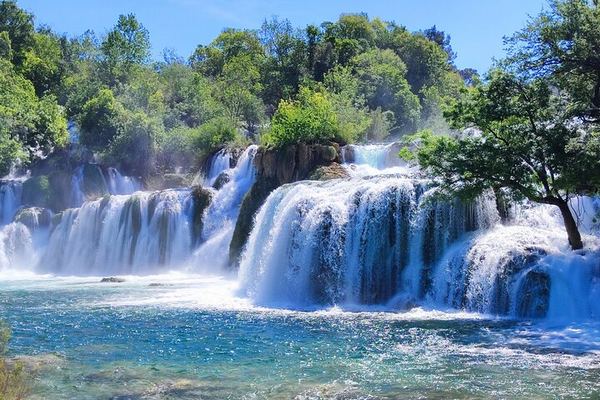 Private Half-Day Krka Waterfalls Tour from Sibenik with Licensed Driver-Guide