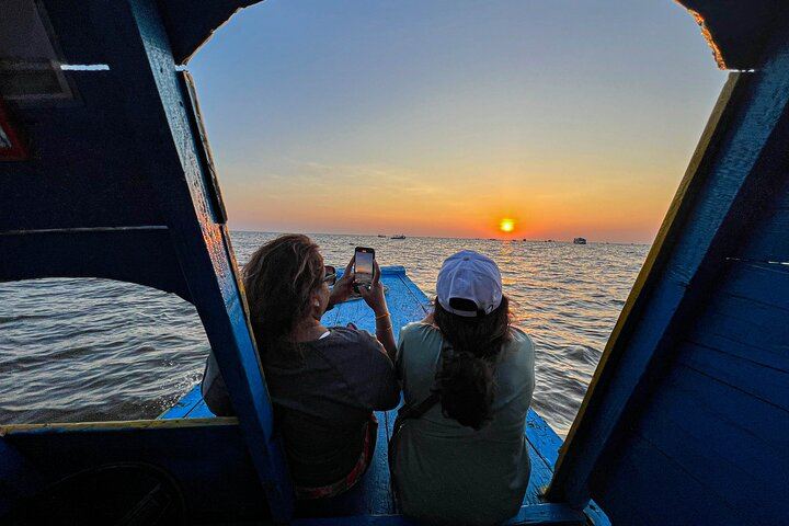 Kulen Mountain and Kampong Phluk Day Tour with Grilled Chicken Picnic and Boat Sunset (9/12)