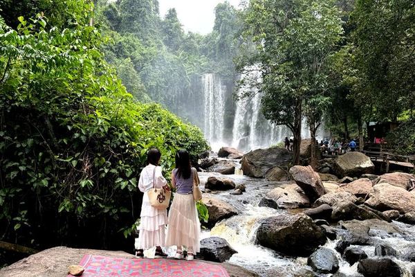 Kulen Mountain Waterfall Tour with Palm Sugar Village, All Tickets and Picnic Lunch