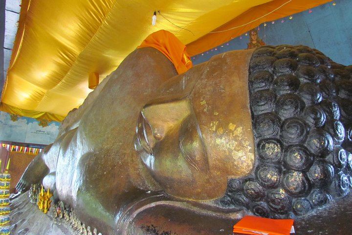 Private Five-Hour Phnom Kulen Tour to the Reclining Buddha, 1000 Lingas and Waterfall (3/12)