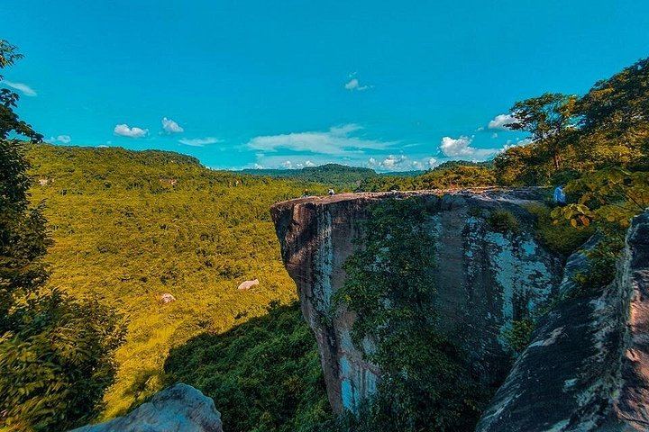 Private Five-Hour Phnom Kulen Tour to the Reclining Buddha, 1000 Lingas and Waterfall (11/12)
