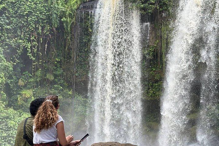 Phnom Kulen Waterfall Shared Day Tour with 1000 Lingas and Picnic Lunch (2/12)