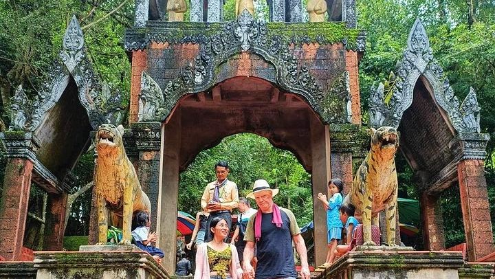 Kulen Waterfall and 1000 Lingas Small-Group Day Tour, Up to 6 Guests, Lunch Included (3/12)