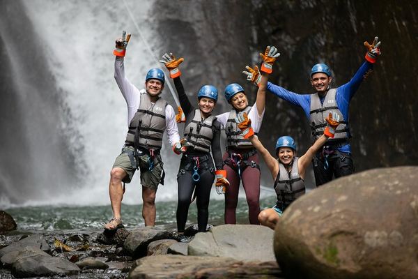 Rainforest Falls Two-Waterfall Rappel and Jump Tour with Lunch, La Fortuna